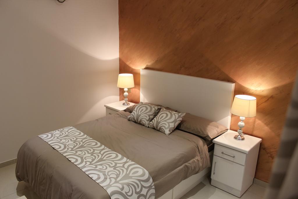 St. Elmo Apartments Валетта Экстерьер фото